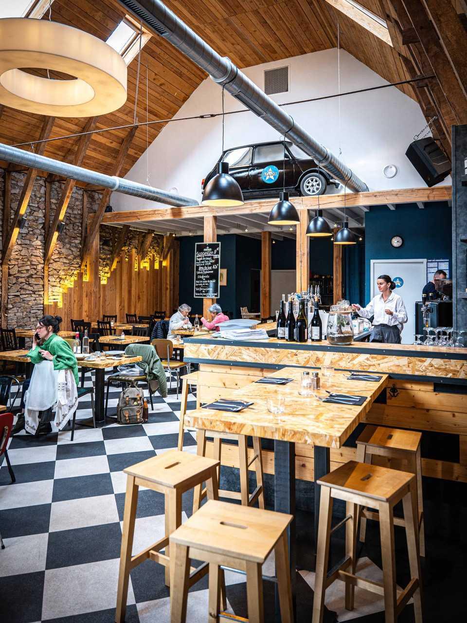 Chez Élysée : une adresse atypique pour des midis comme à la maison