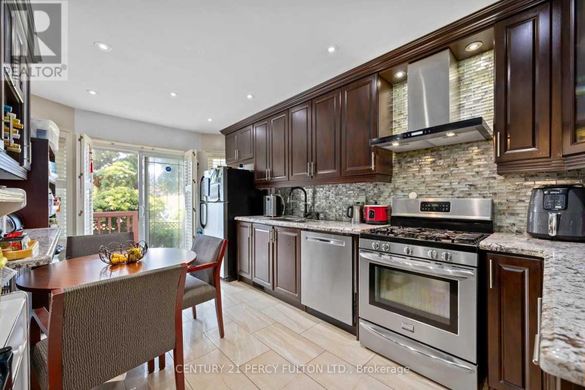 33 BUDWORTH DRIVE, Toronto $1,459,000