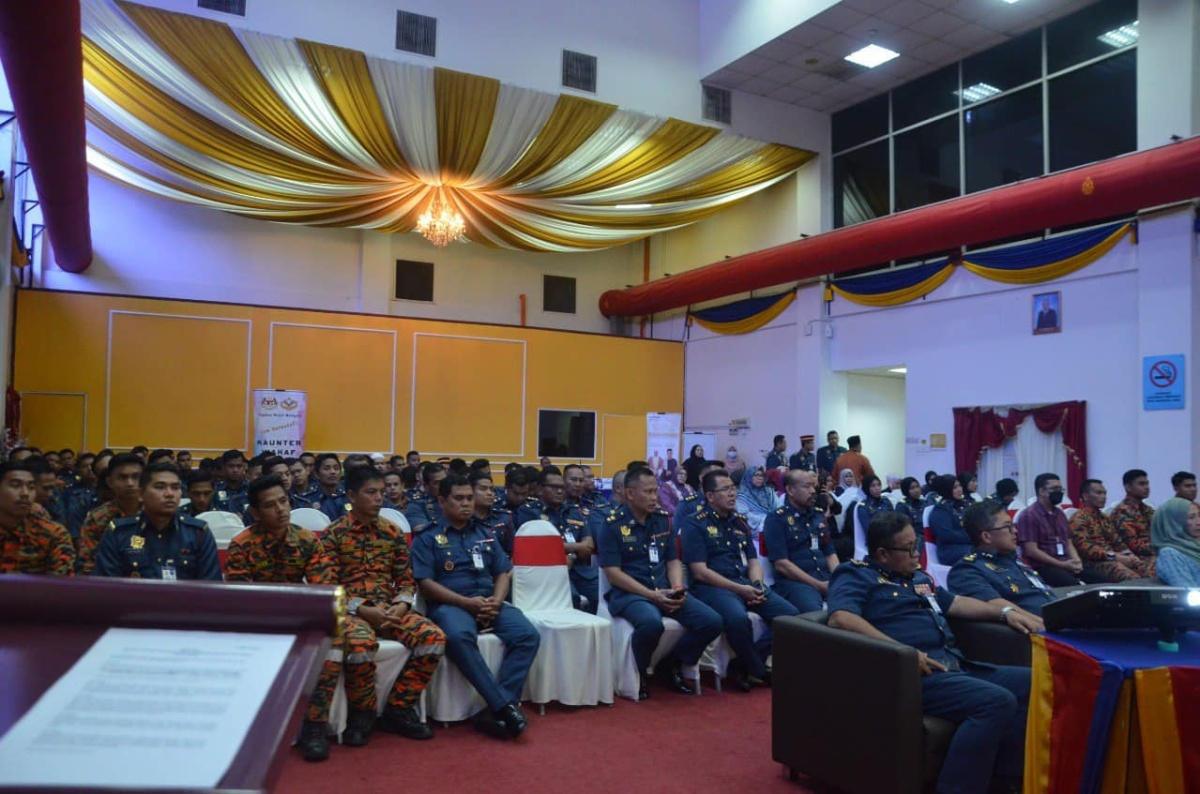 Program al-Quran Bersanad Bersama Jabatan Bomba dan Penyelamat Malaysia Program al-Quran Bersanad Bersama Jabatan Bomba dan Penyelamat Malaysia