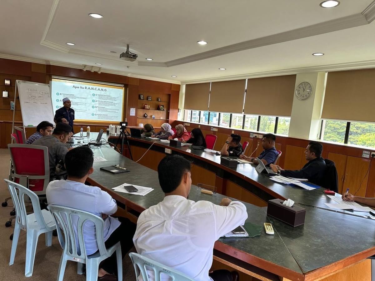 Perkongsian Teknik Live Bersama Kelantan Biotech Corporation Sdn Bhd Perkongsian Teknik Live Bersama Kelantan Biotech Corporation Sdn Bhd