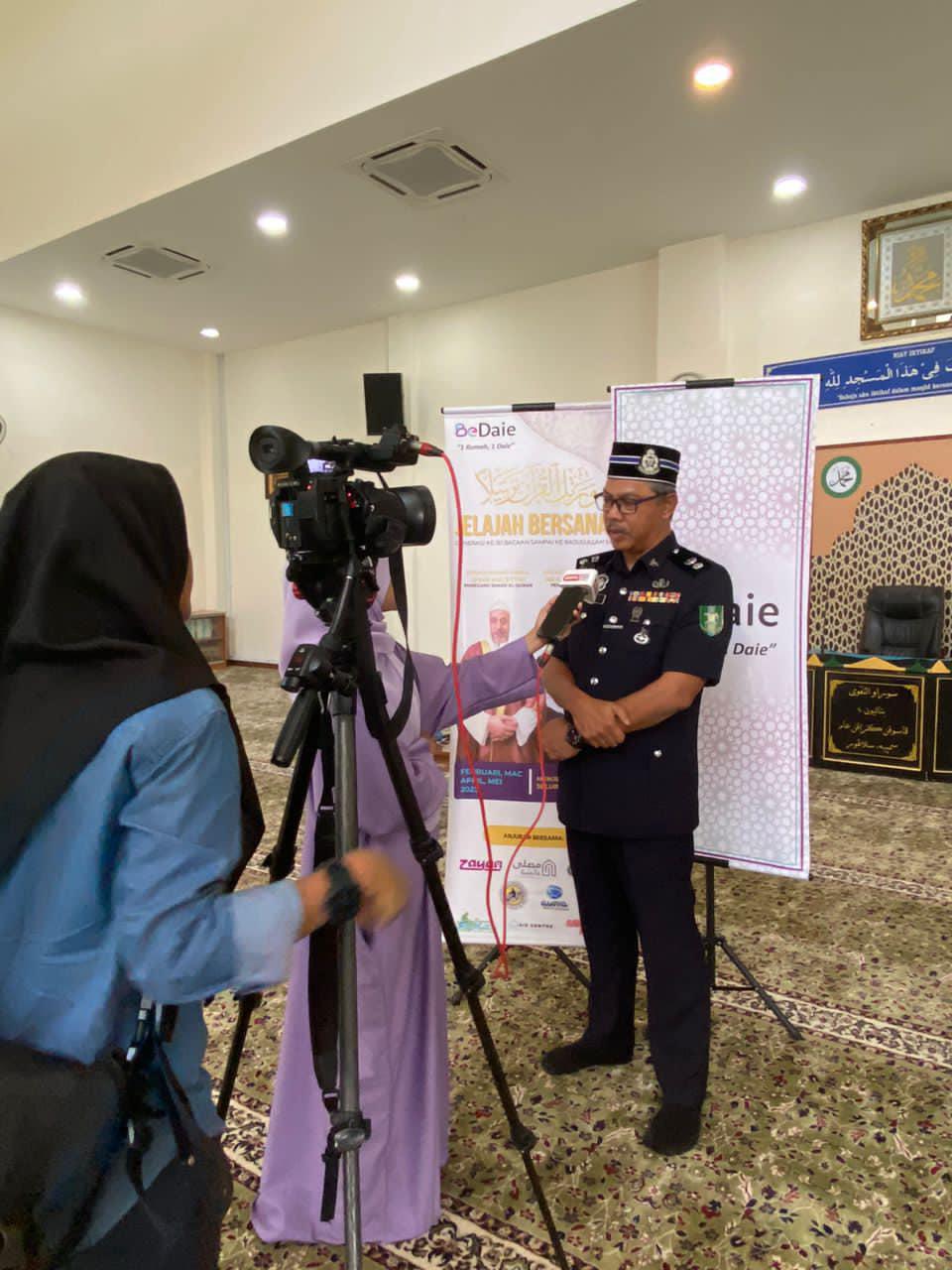 Program al-Quran Bersanad Bersama Polis Diraja Malaysia Program al-Quran Bersanad Bersama Polis Diraja Malaysia
