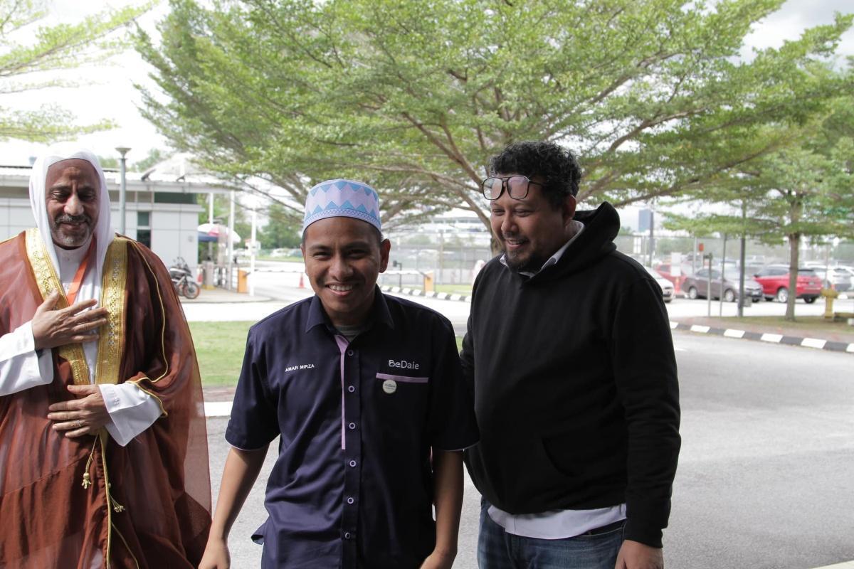 Rakaman Eksklusif Sanad di Radio & Astro Rakaman Eksklusif Sanad di Radio & Astro