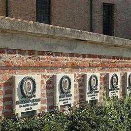 Muro dei Martiri - Wall of the Martyrs