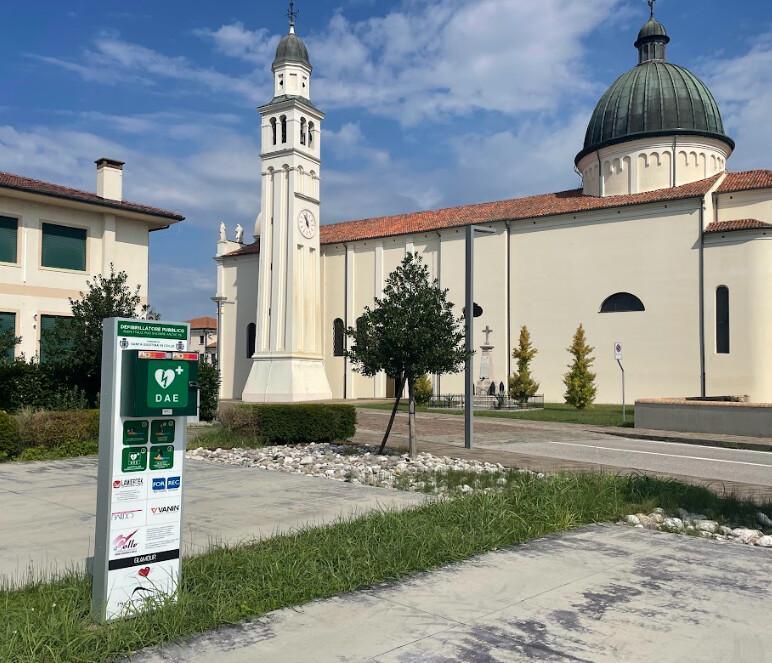 DAE - Defibrillatore DAE - Defibrillatore