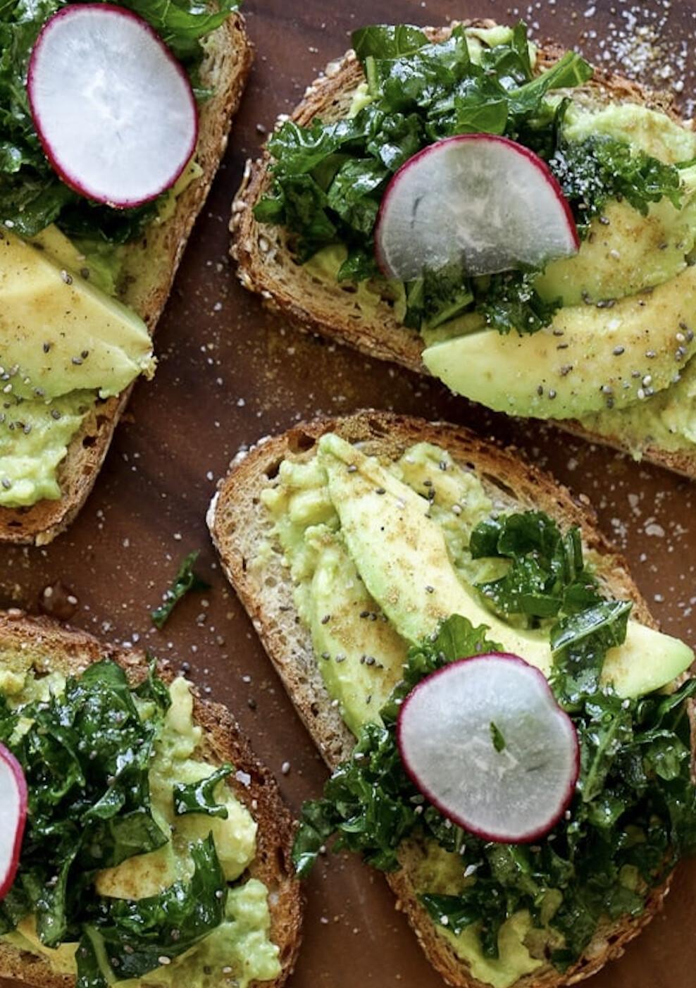 Avocado Toast with Lemon and Kale Avocado Toast with Lemon and Kale