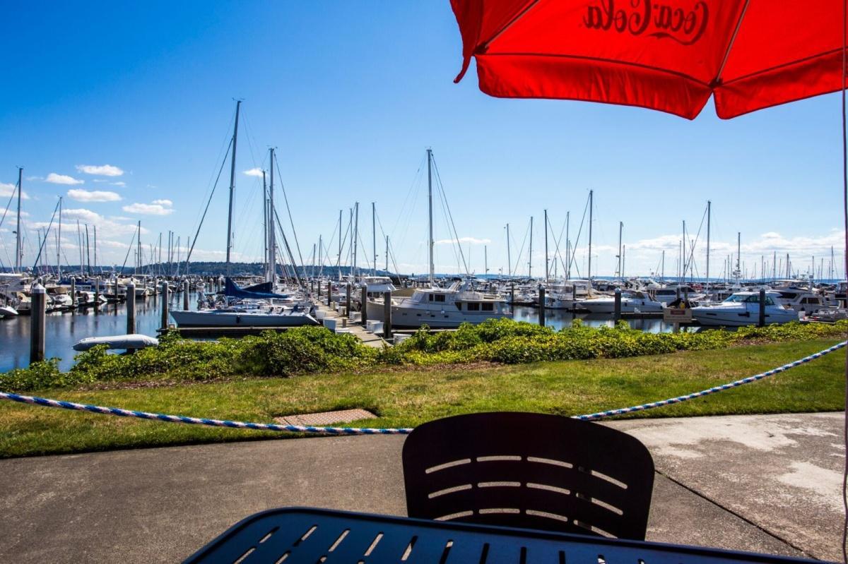 Welcome to Elliott Bay! Welcome to Elliott Bay!