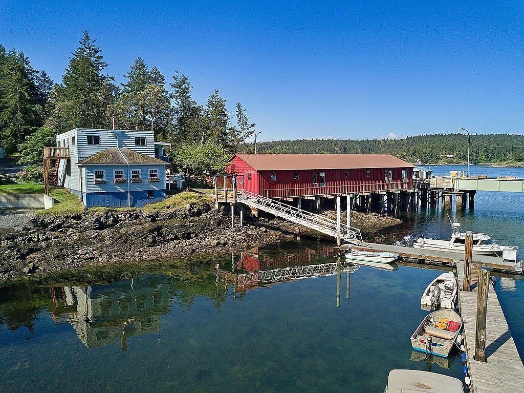 Shaw General Store 