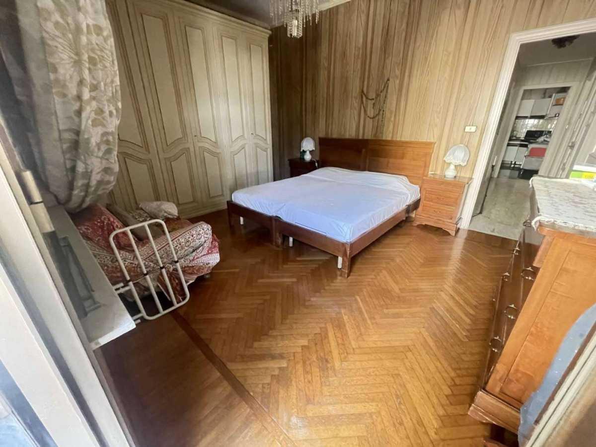 Via Angelo Carrara