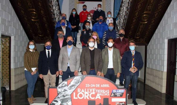 Diego José Mateos, alcalde de Lorca: "El compromiso del Ayuntamiento de Lorca con el rallye es total"
