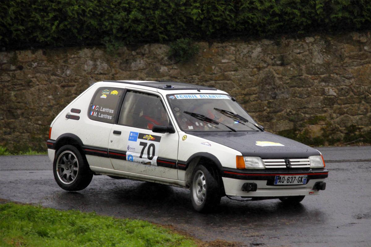 Duelo por el título de Regularidad del CERVH en el Rallye Madrid Histórico