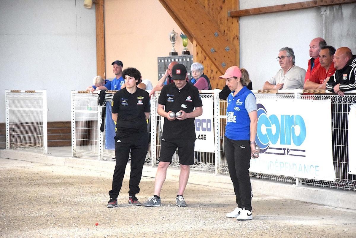 Doublette mixte : Marie Hidalgo au top ! Doublette mixte : Marie Hidalgo au top !