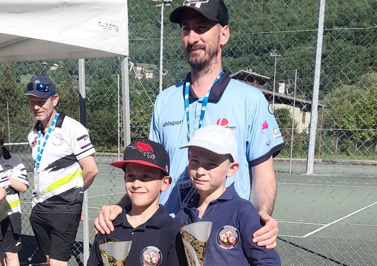 Doublette Jeunes en SAVOIE Doublette Jeunes en SAVOIE