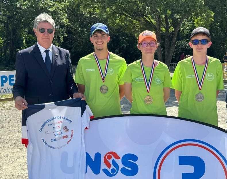 Les Cantaliens aux championnats de France UNSS ! Les Cantaliens aux championnats de France UNSS !