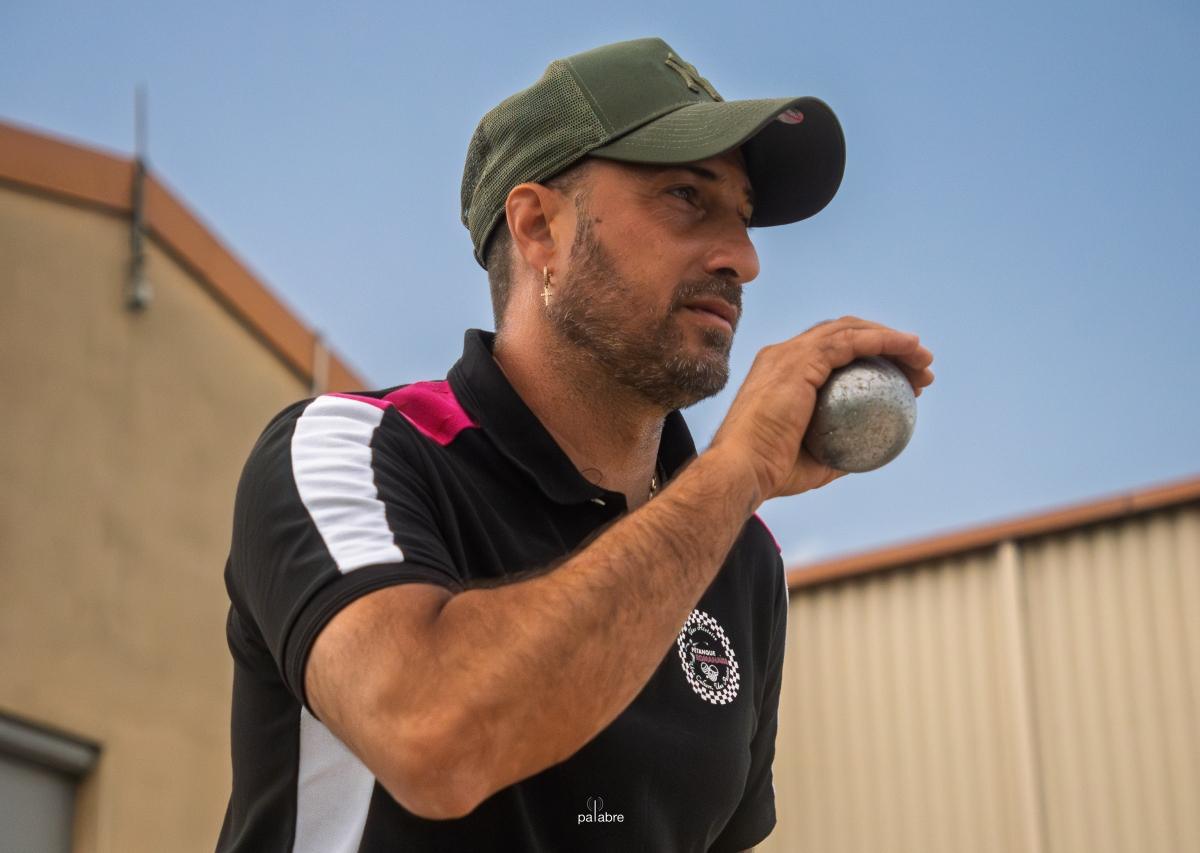 Un regard suffit : les Dos Santos, la pétanque en mode jumeaux