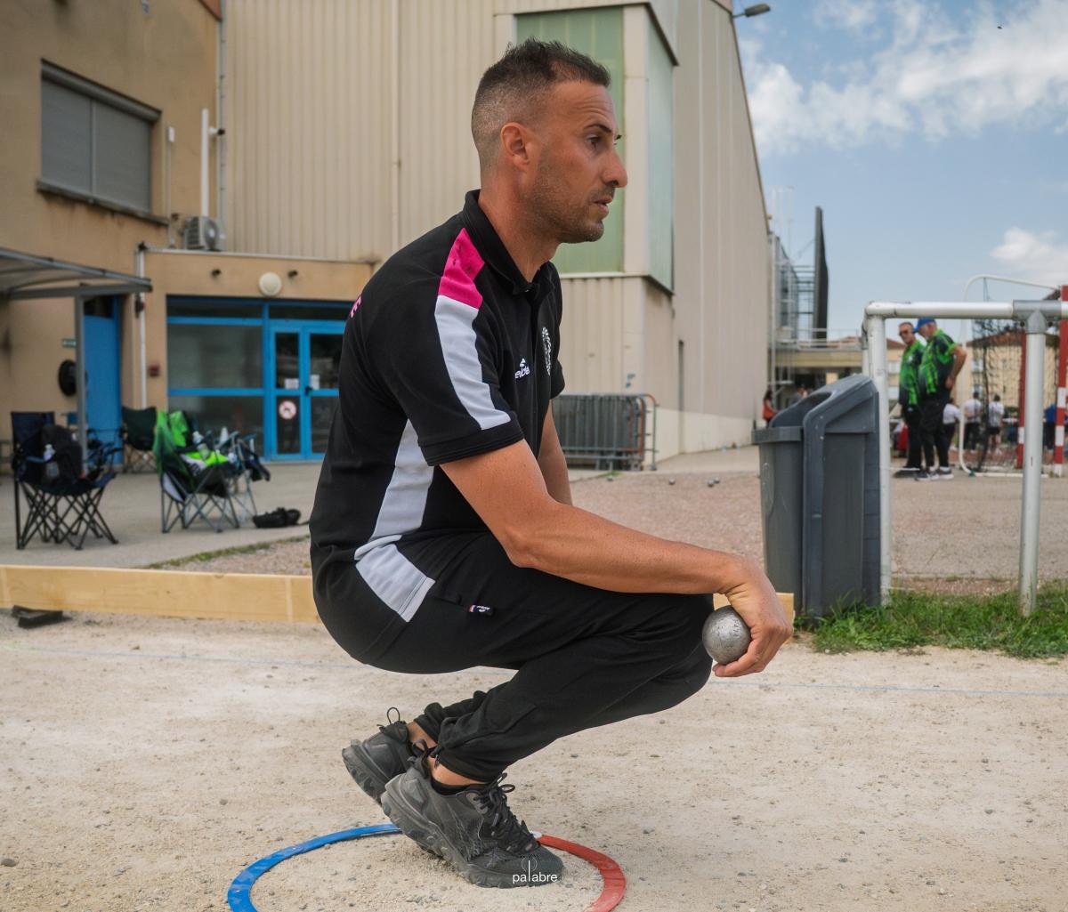 Un regard suffit : les Dos Santos, la pétanque en mode jumeaux Un regard suffit : les Dos Santos, la pétanque en mode jumeaux