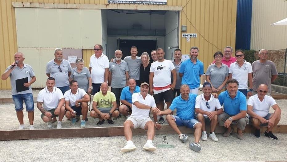 Le Team Pétanque Saint-Marcellin (38) Le Team Pétanque Saint-Marcellin (38)