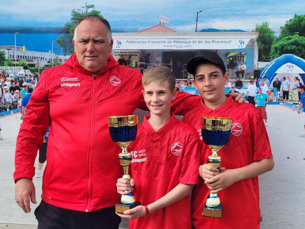 SALAISE-SUR-SANNE (38) : un club formateur SALAISE-SUR-SANNE (38) : un club formateur