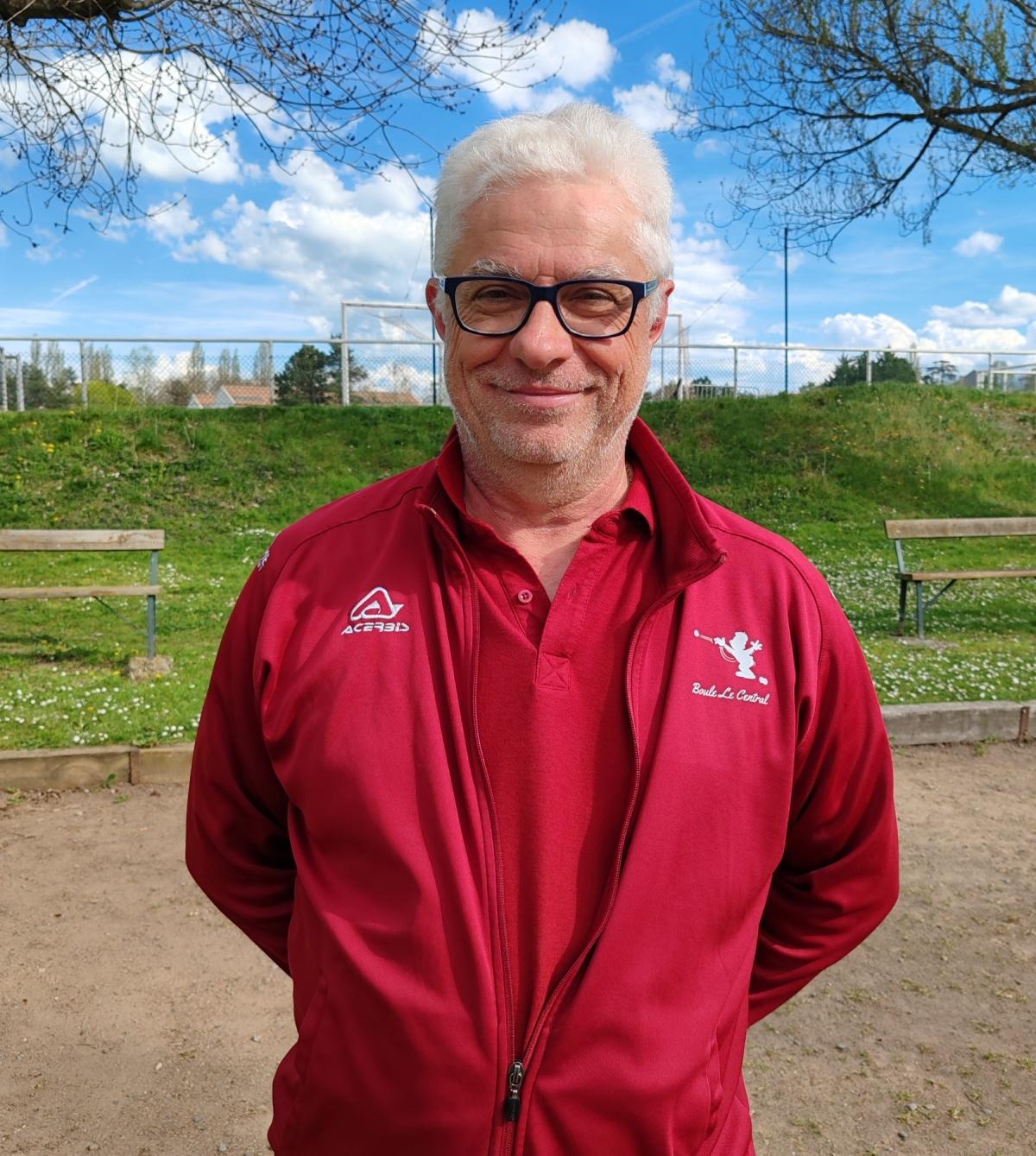 Nicolas RAFFIER (63) : Spécialiste du provençal dans le Puy de Dôme Nicolas RAFFIER (63) : Spécialiste du provençal dans le Puy de Dôme