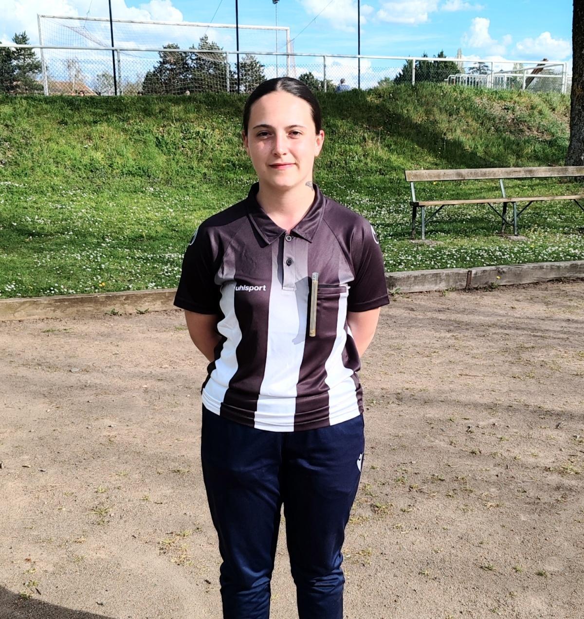 Axelle COURTY (63) : le parcours d’Arbitre stagiaire Axelle COURTY (63) : le parcours d’Arbitre stagiaire
