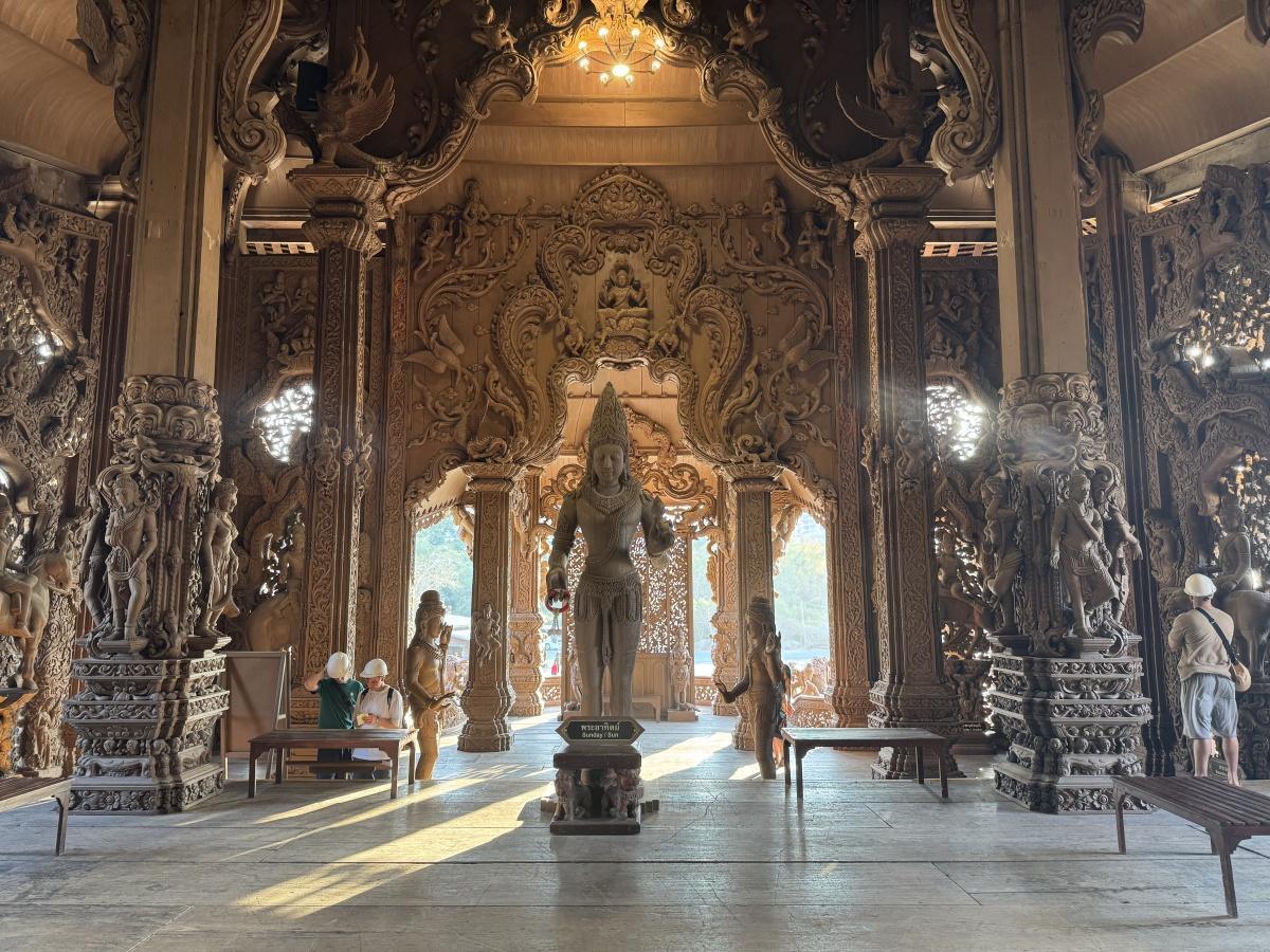 Le sanctuaire de la Vérité Le sanctuaire de la Vérité