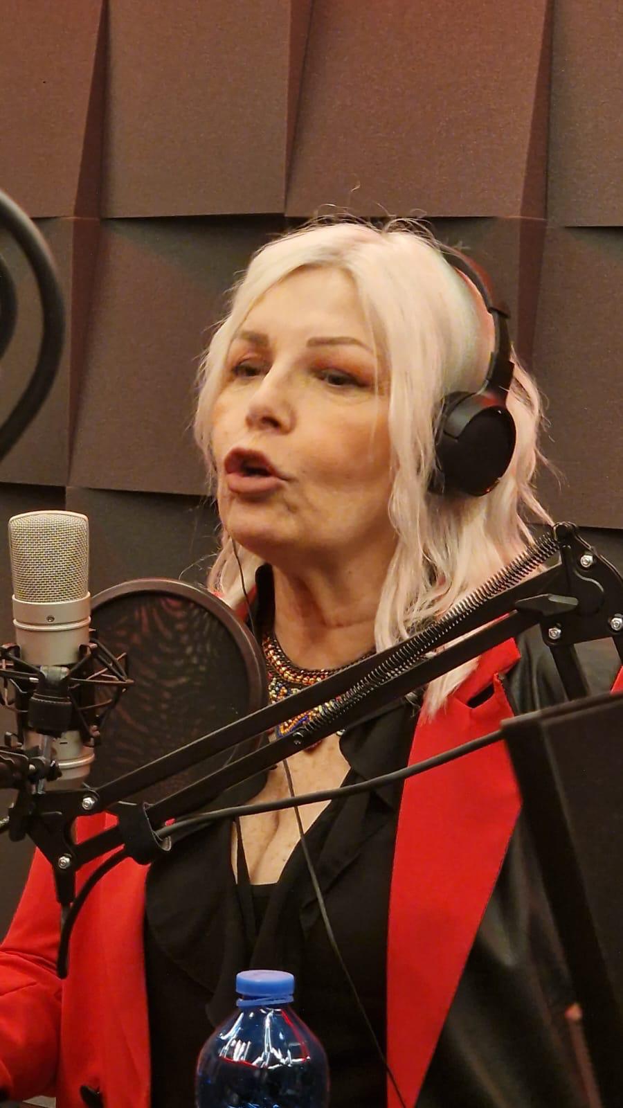 Viviana Bazzana a Deejay Station