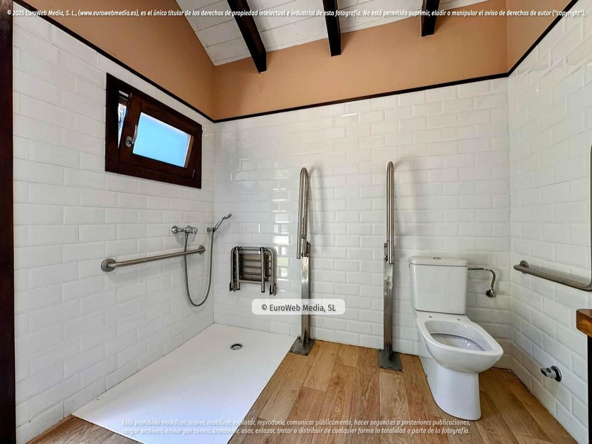 Baño para personas con discapacidad