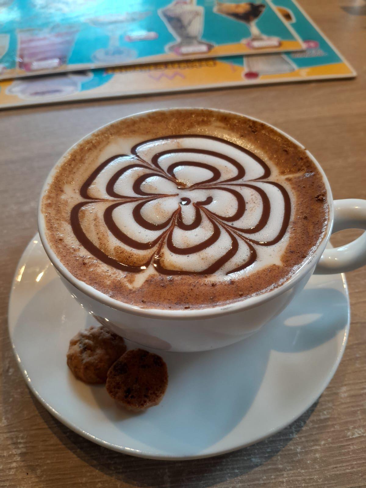 Maju Heladería Café 