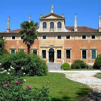 Villa Manin Cantarella Villa Manin Cantarella