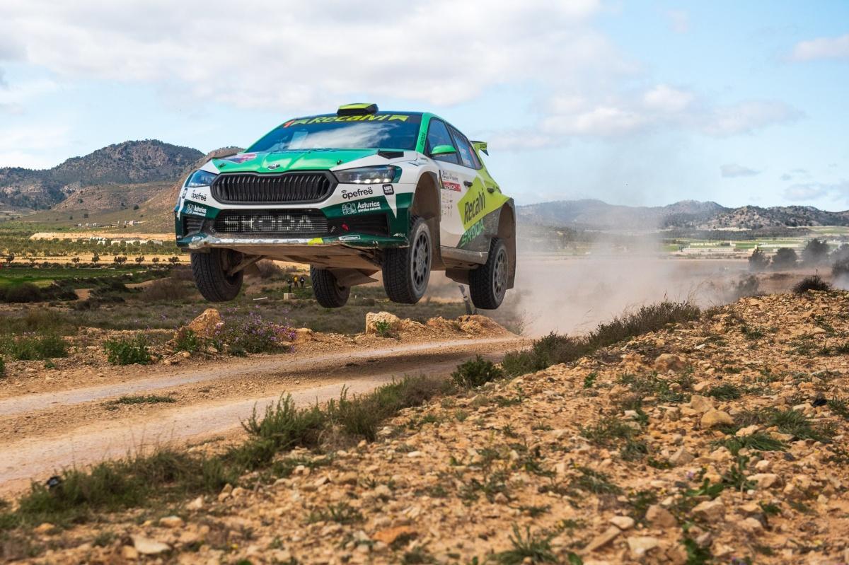 'Cohete' inicia con victoria la defensa de su título en el S-CER 2025 'Cohete' inicia con victoria la defensa de su título en el S-CER 2025