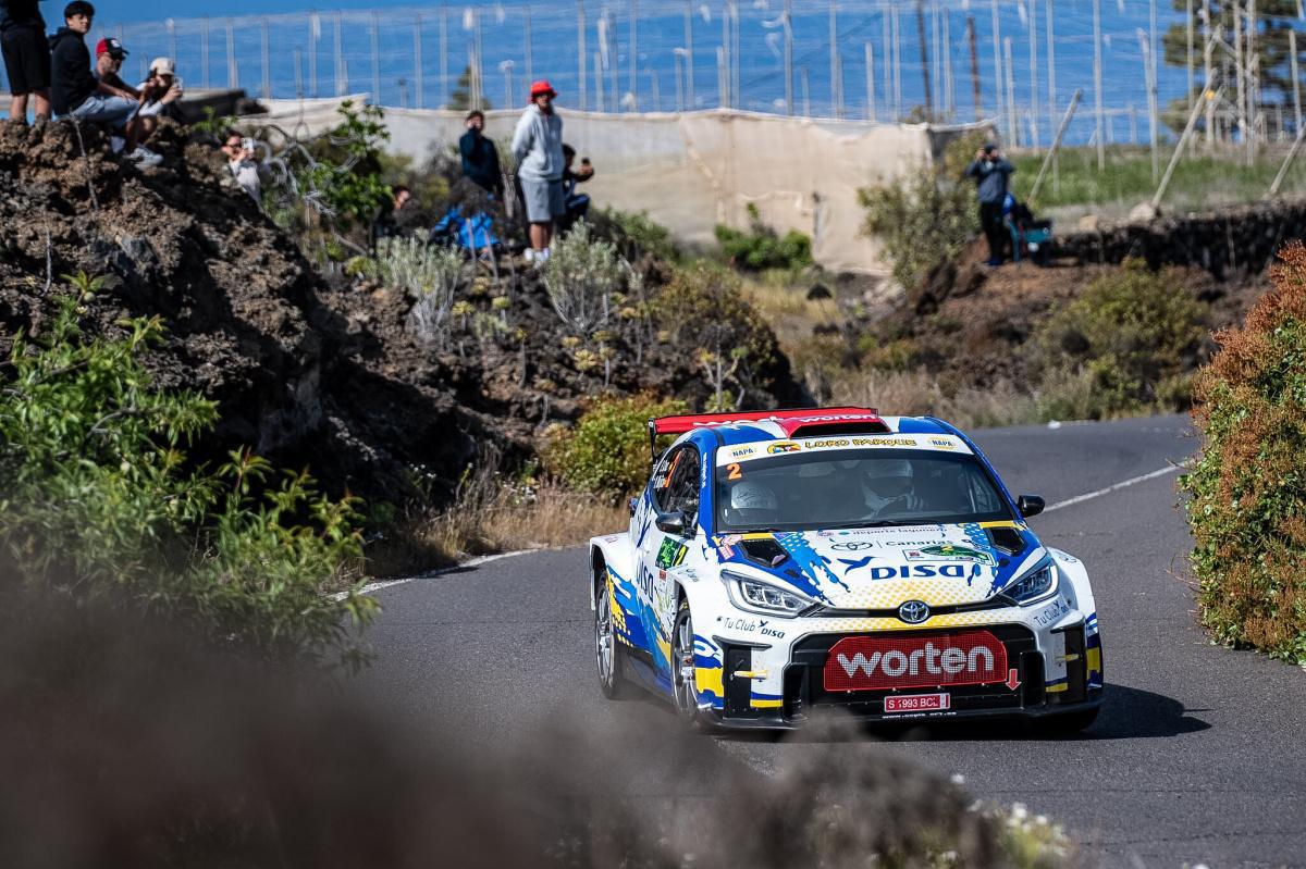 Cruz gana el Rallye BP Villa de Adeje y empata el liderato del CERA Cruz gana el Rallye BP Villa de Adeje y empata el liderato del CERA