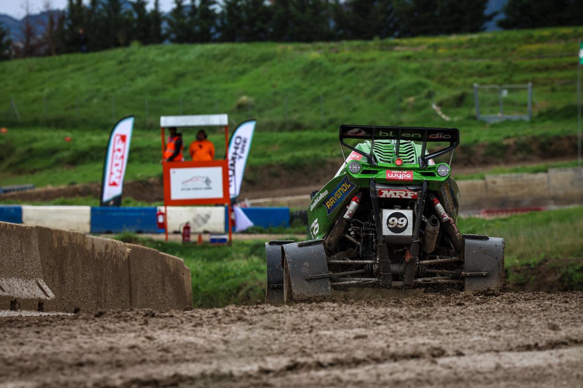 Miranda de Ebro estrena la temporada CERX 2025 con nuevas categorías y grandes duelos Miranda de Ebro estrena la temporada CERX 2025 con nuevas categorías y grandes duelos