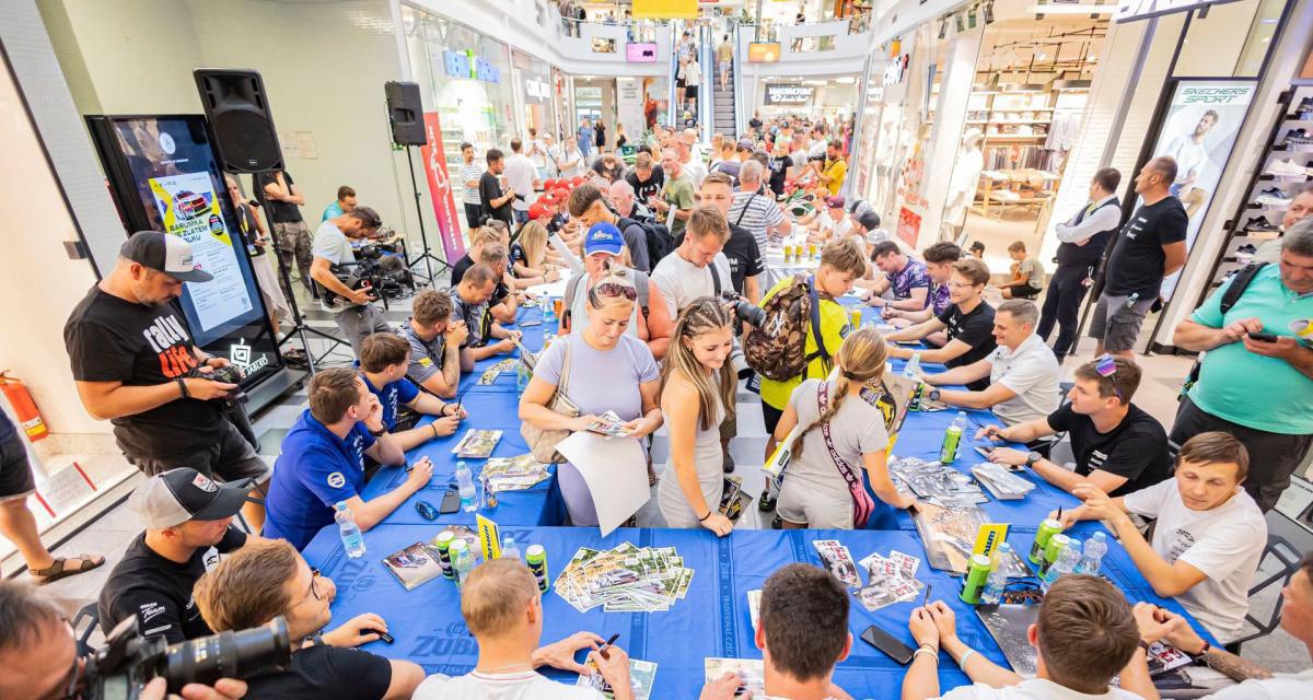 Los pilotos del ERC conquistan Zlín en firme antes del 54 Barum Rally Los pilotos del ERC conquistan Zlín en firme antes del 54 Barum Rally