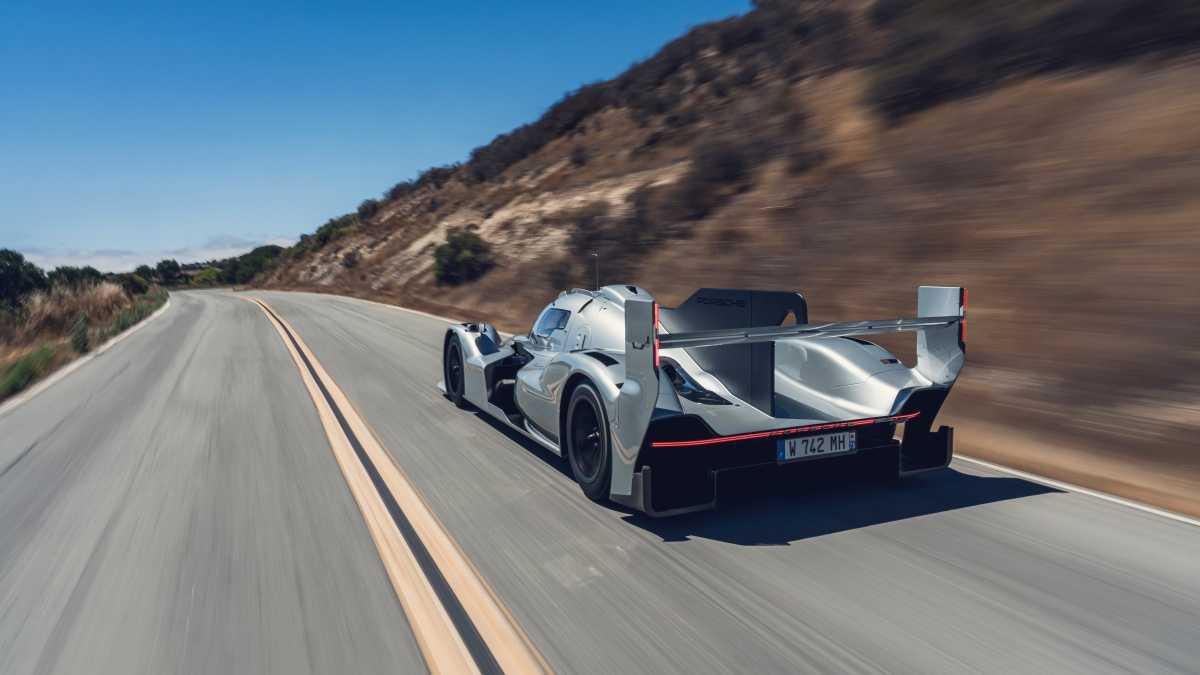 Roger Penske estrena su Porsche 963 RSP único en el circuito de Laguna Seca Roger Penske estrena su Porsche 963 RSP único en el circuito de Laguna Seca