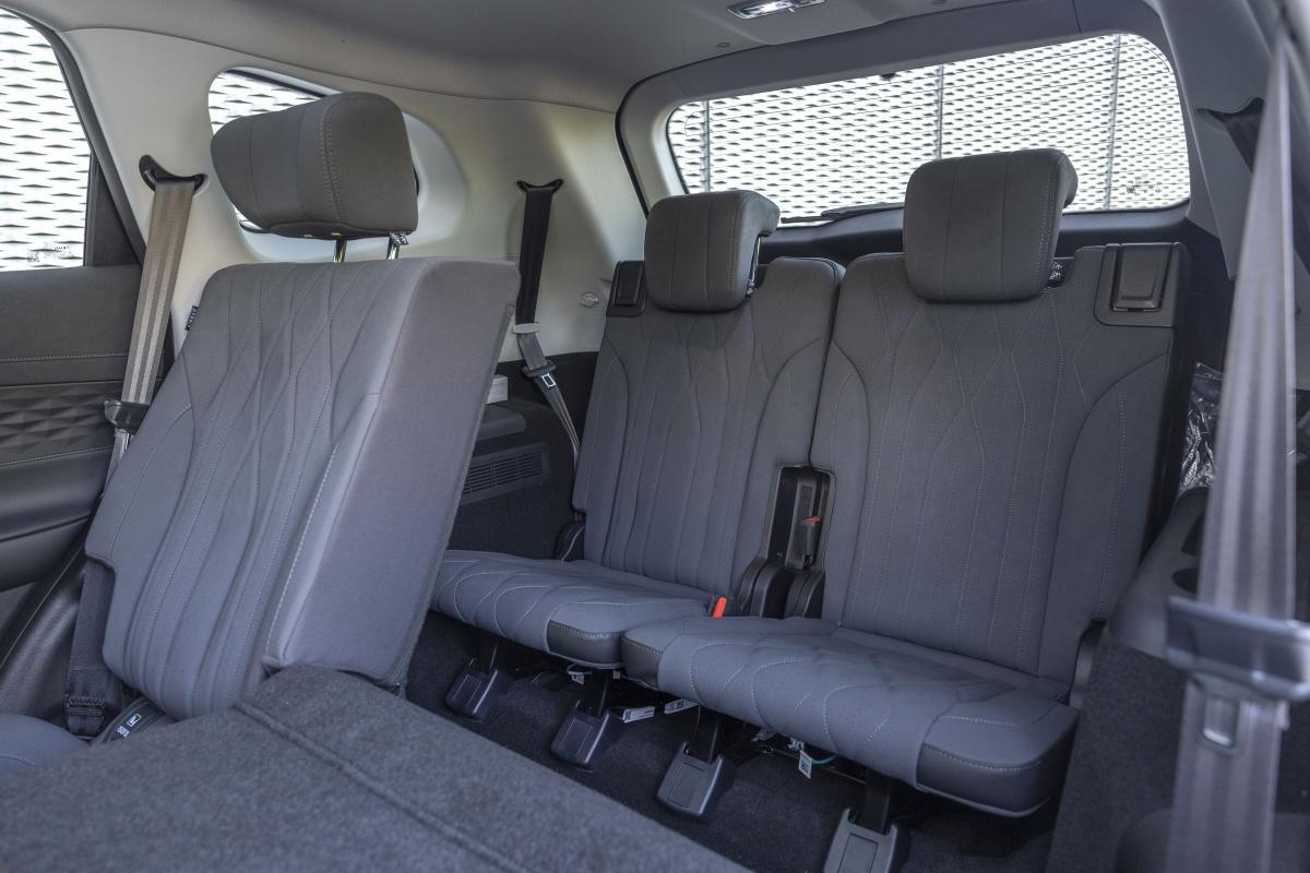 EBRO s800 PHEV: 90 km eléctricos y 7 plazas desde 32.050€