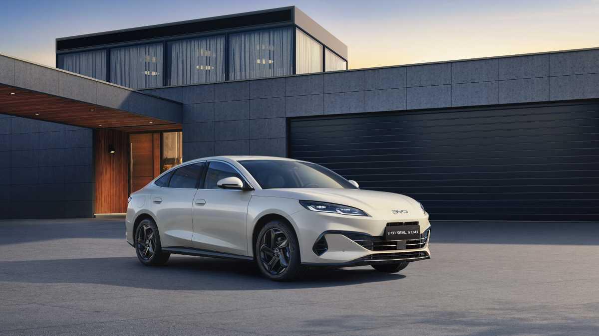 Hasta 1.505 km de autonomía: BYD SEAL 6 DM-i llega a Europa