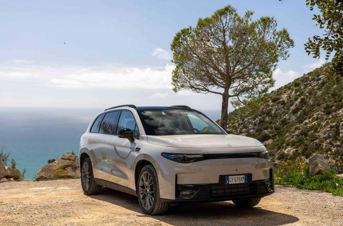 Leapmotor C10 REEV: 974 km de autonomía con etiqueta Cero