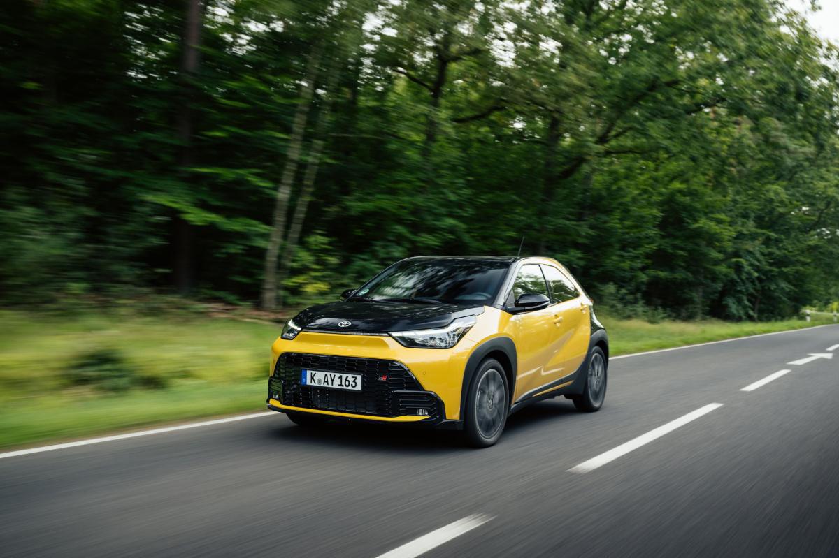 El Aygo X Cross Hybrid llega con 116 CV y un consumo de solo 3,8 l/100 km