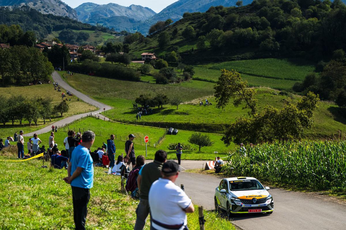 Mañá domina el Rallye Villa de Llanes y logra su segunda victoria Mañá domina el Rallye Villa de Llanes y logra su segunda victoria