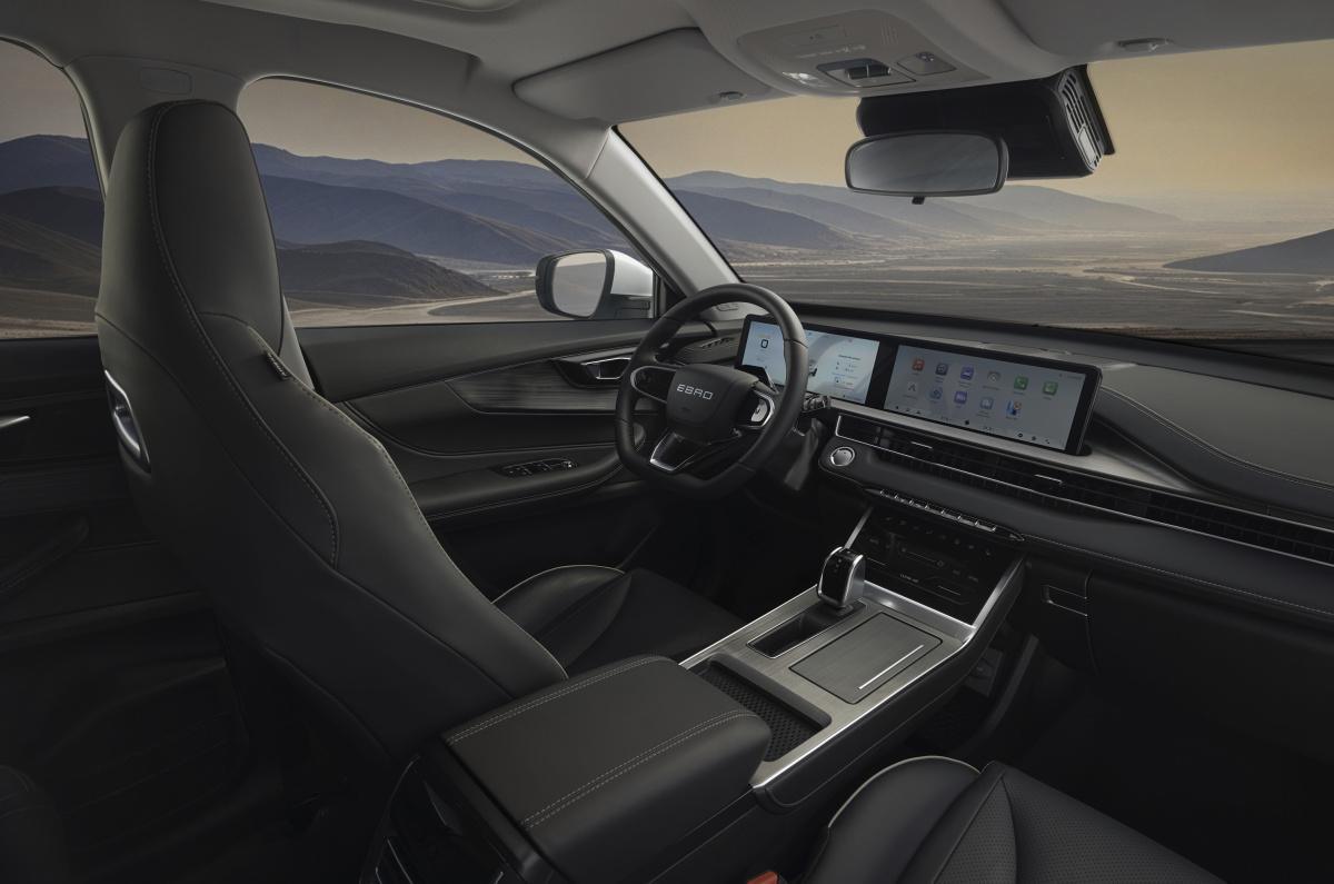 10 claves del EBRO s400 HEV, el SUV ideal para el entorno urbano
