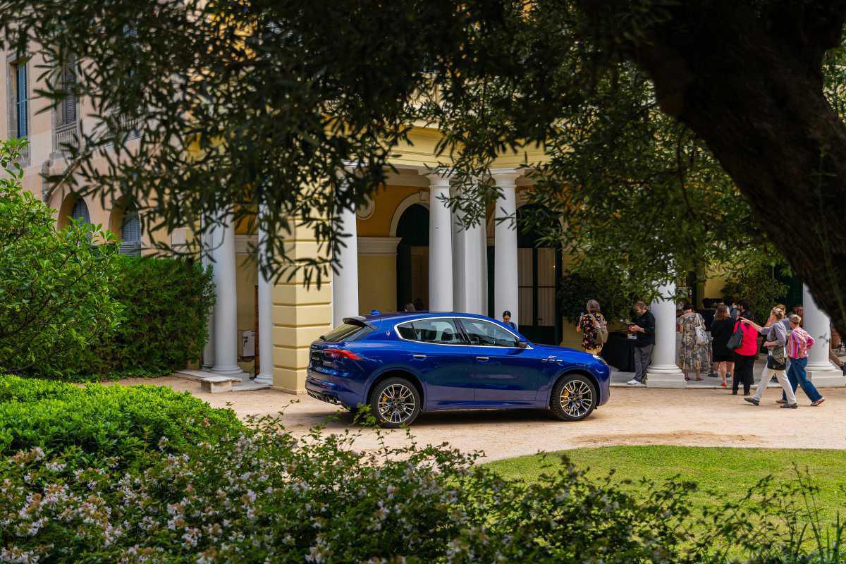 Maserati presenta el Grecale en Contemporania con su programa Fuoriserie