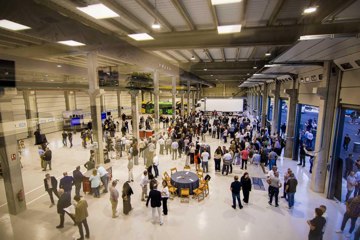 Inauguran en Lleida un centro de servicio Volvo de 14.000 m² Inauguran en Lleida un centro de servicio Volvo de 14.000 m²