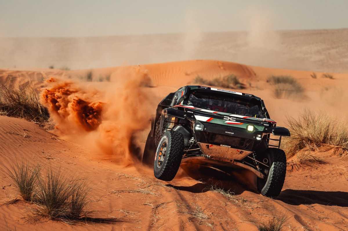 Al-Attiyah gana la etapa y Loeb conserva opciones en el W2RC Al-Attiyah gana la etapa y Loeb conserva opciones en el W2RC