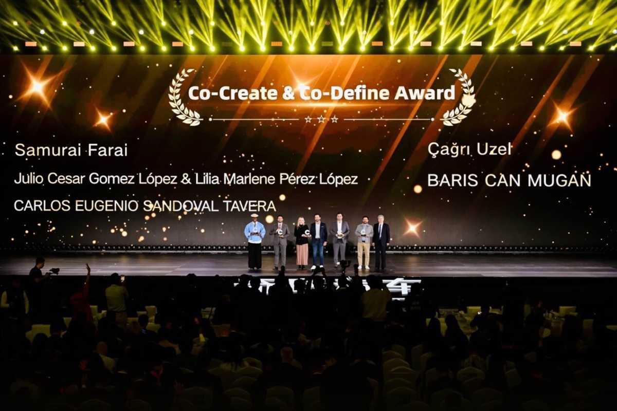 Yin Tongyue: "El futuro son ecosistemas de movilidad sostenibles" Yin Tongyue: "El futuro son ecosistemas de movilidad sostenibles"