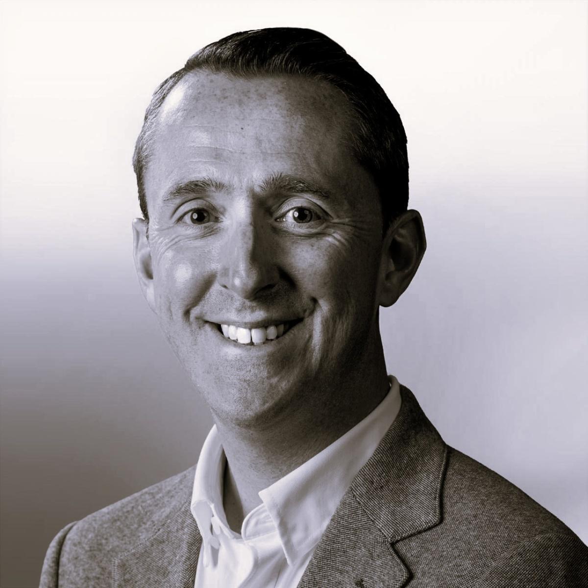 Newspress ficha a exdirectivo de Aston Martin para su expansión Newspress ficha a exdirectivo de Aston Martin para su expansión