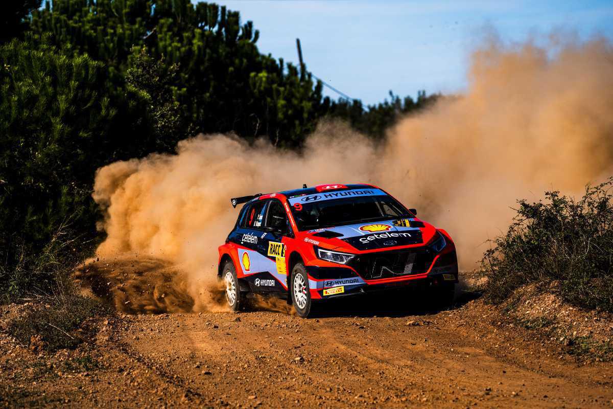Pepe López logra su sexto podio tras una espectacular remontada Pepe López logra su sexto podio tras una espectacular remontada