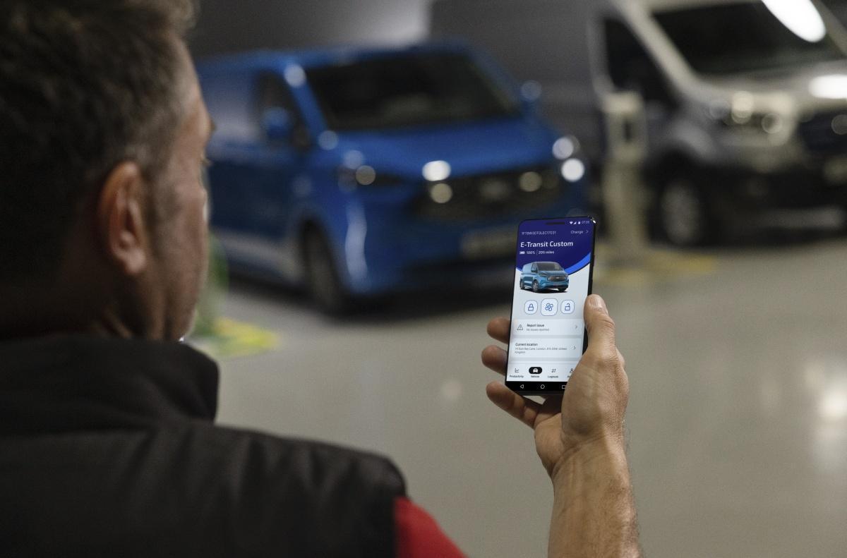 Ford Pro mejora su app de gestión de flotas con análisis de conducción