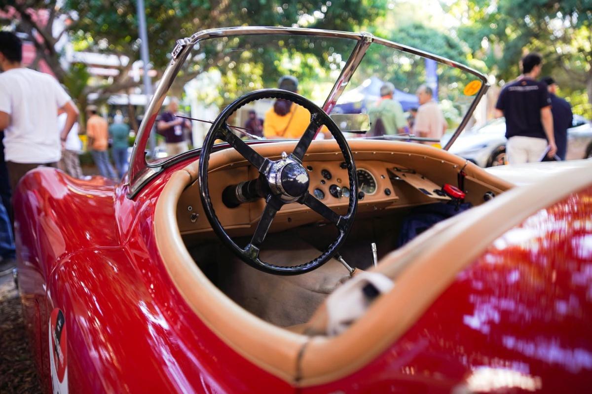 Rendón y Montané lideran la Clásica Tenerife por tres décimas Rendón y Montané lideran la Clásica Tenerife por tres décimas