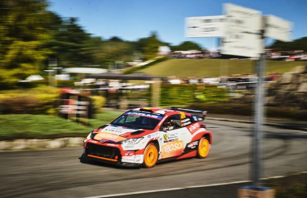 Cachón manda en WRC2 con 12.1 segundos de ventaja Cachón manda en WRC2 con 12.1 segundos de ventaja