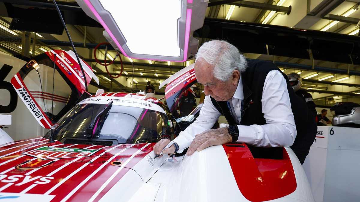 Porsche cierra su etapa en el WEC con dos podios en Baréin