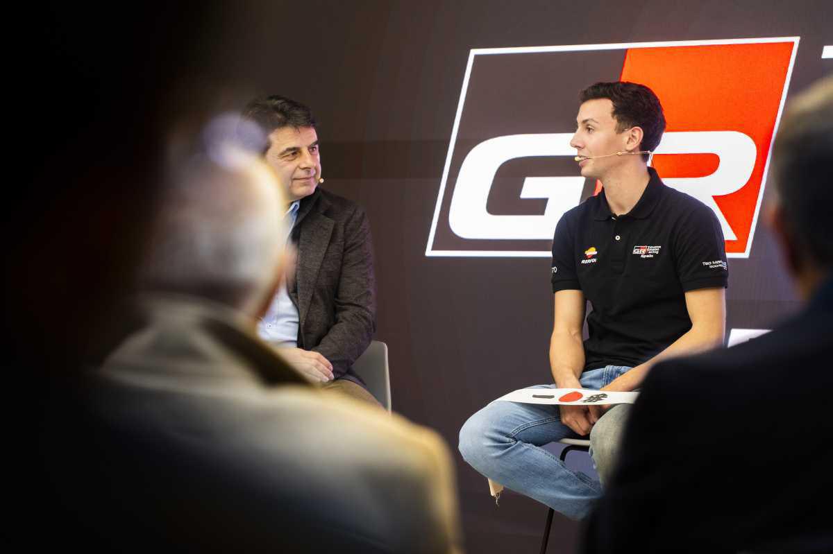 Toyota España celebra la victoria de Cachón y Rozada en Japón Toyota España celebra la victoria de Cachón y Rozada en Japón